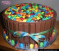 /album/zajimave-obrazky-jidla/chocolate-cake-from-m-ms-and-cookies-jpg/